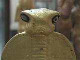 Goldene Kobra aus dem Grabschatz von Tutanchamun