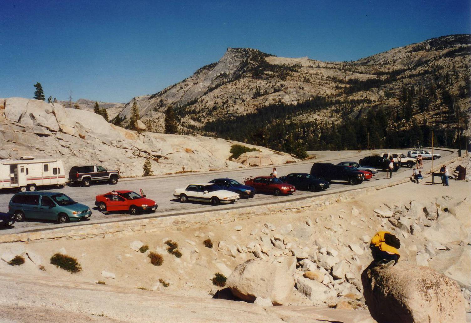 Der Tioga Pass ist der westliche Aus- bzw. Eingang des .....