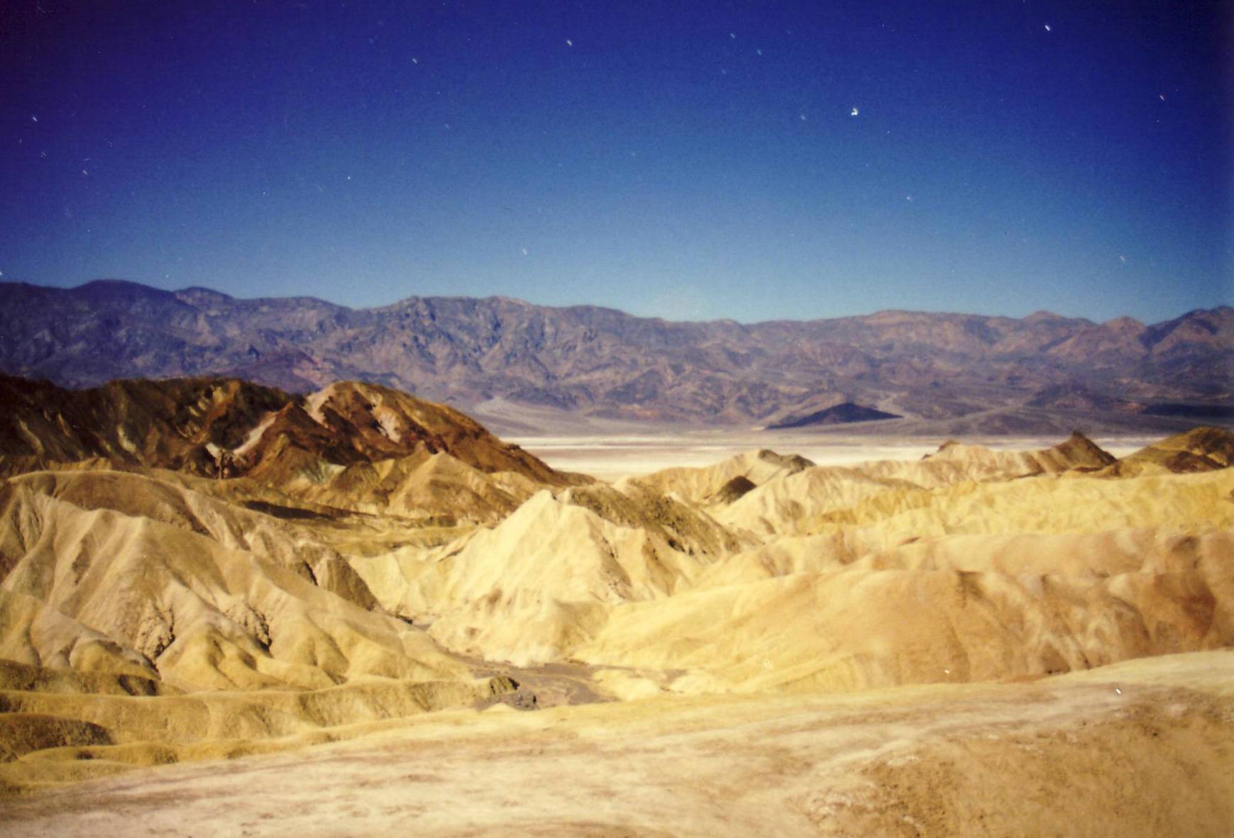 Nachtaufnahme der Aussicht vom Zabrikie Point im Death .....