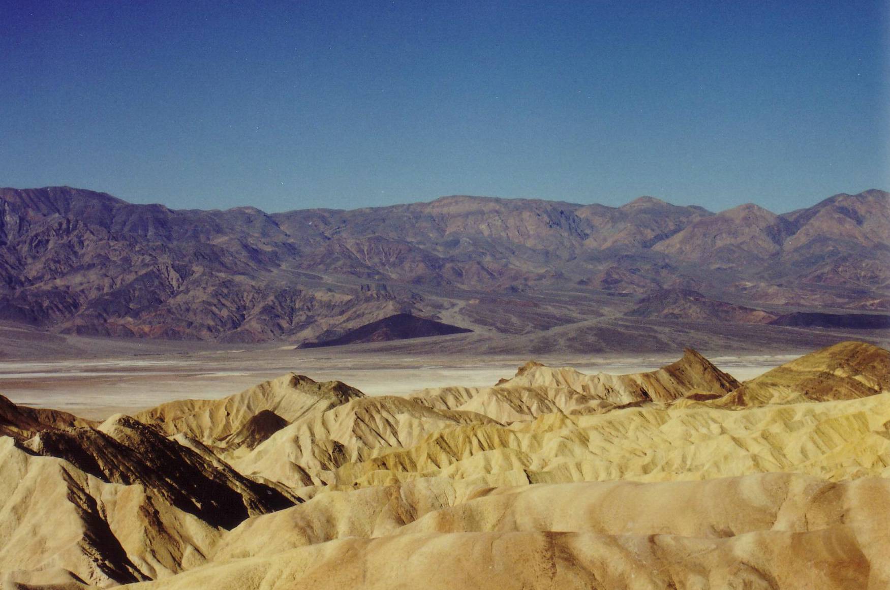 Nachtaufnahme der Aussicht vom Zabrikie Point im Death .....