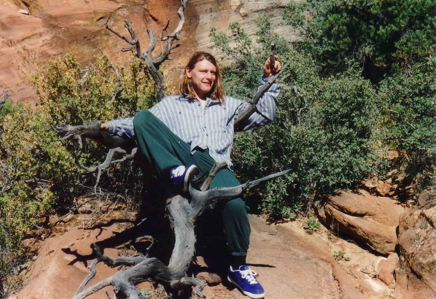 J&uuml;rg beim Ausruhen im Zion National Park