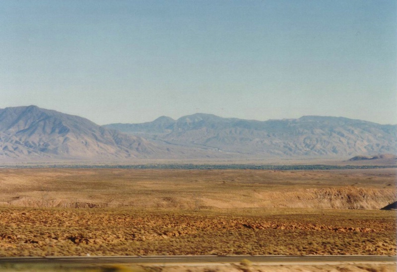 Auf dem Weg vom Yosemite Nationasl Park zum Death Valley