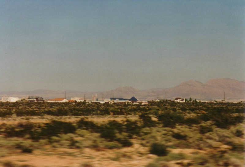 Auf dem Weg nach Las Vegas sehen wir schon von wei.....
