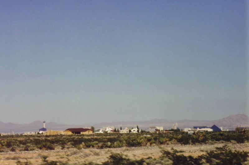Auf dem Weg nach Las Vegas sehen wir schon von wei.....